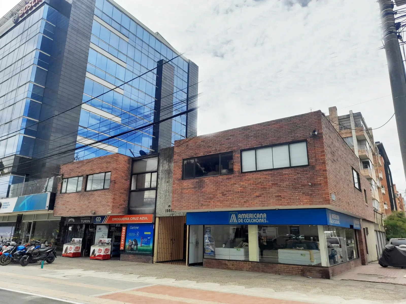 Oficina en  Arriendo en Chicó Navarra, Bogotá