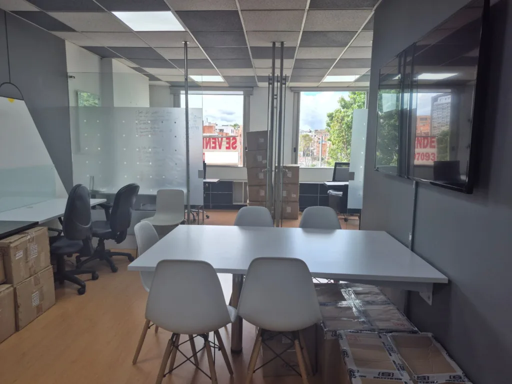 Oficina en Arriendo en Chico norte, Bogotá