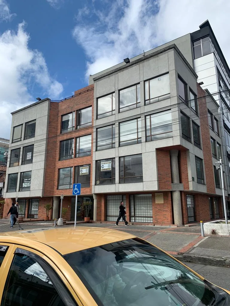 Oficina en Arriendo en Chico norte, Bogotá