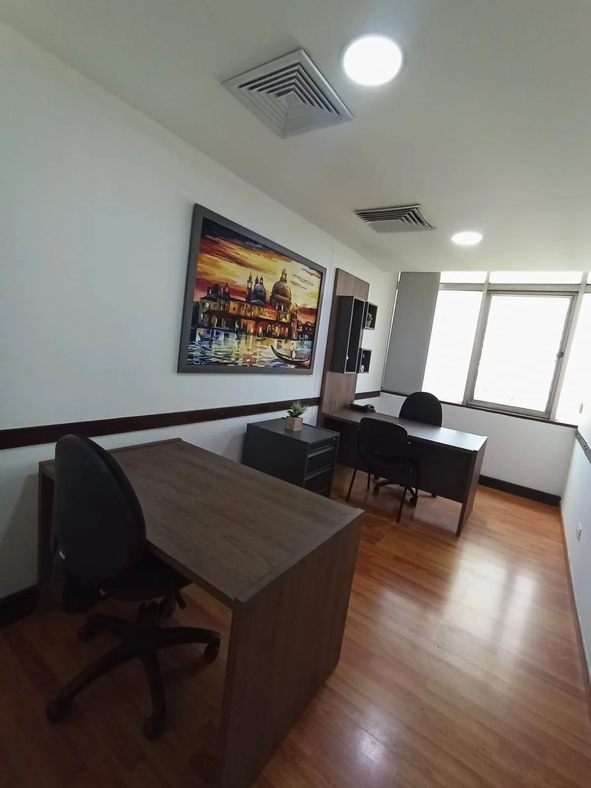 Oficina en Arriendo en El Poblado, Medellín