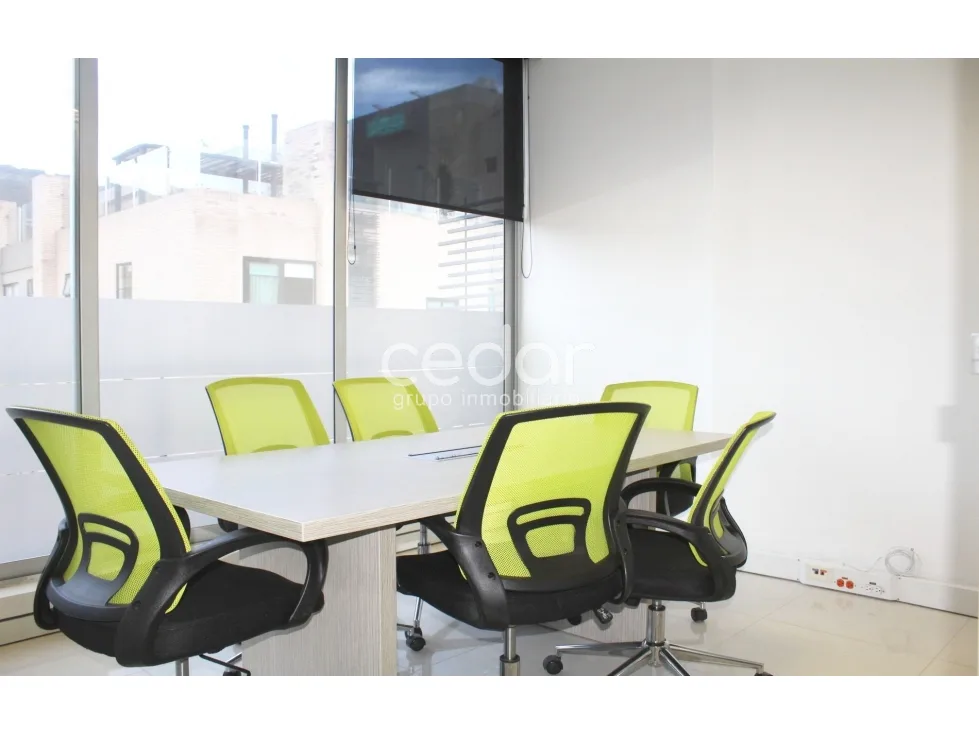 Oficina en Arriendo en El Virrey, Bogotá