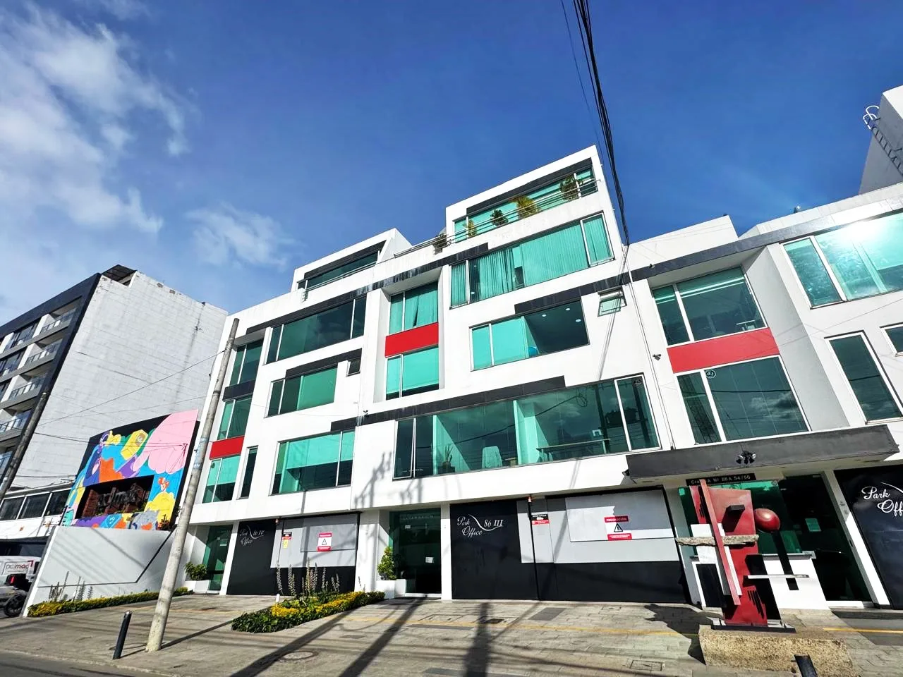 Oficina en Arriendo en El Virrey, Bogotá