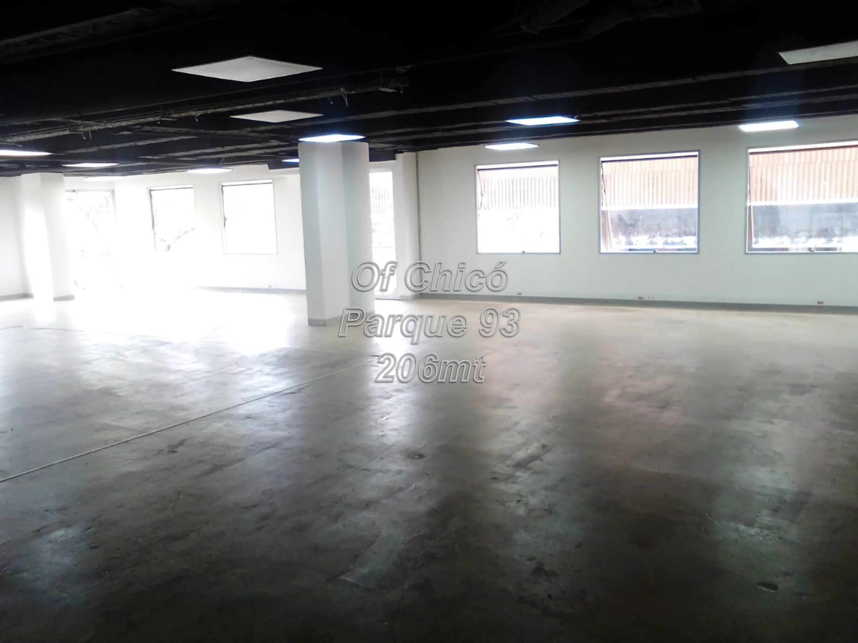 Local en Arriendo en Niza, Bogotá