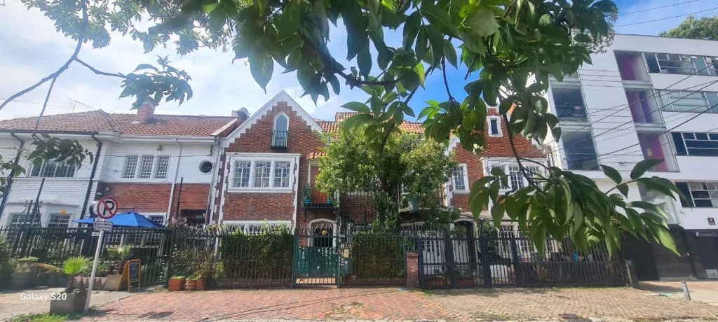 Oficina en  Arriendo en Quinta camacho, Bogotá