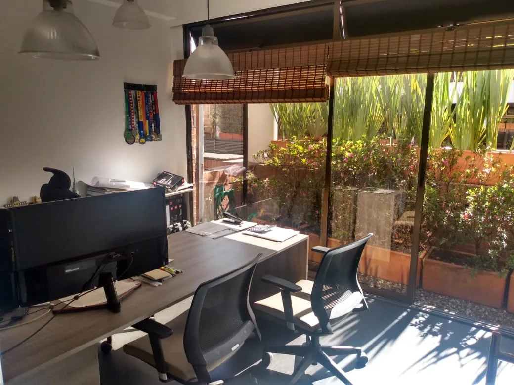 Oficina en Arriendo en Santa Barbara, Bogotá