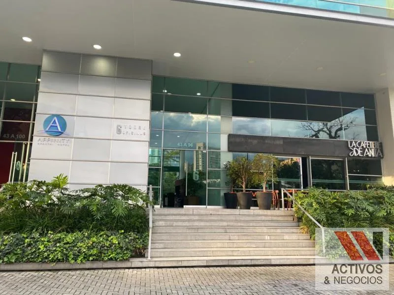 Apartamento en Arriendo en Loma de los bernal, Medellín