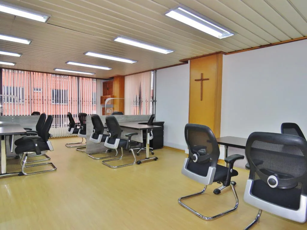 Oficina en arriendo en La porciuncula, Bogotá