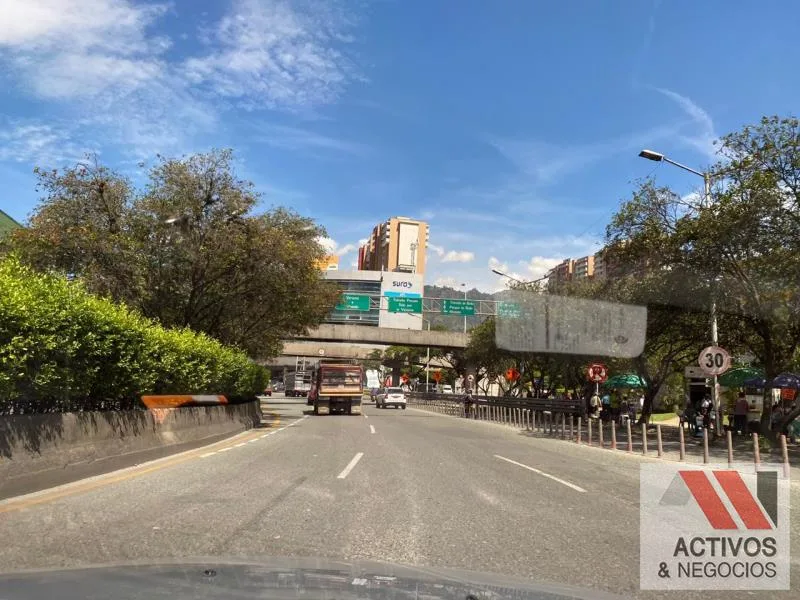 Bodega en arriendo en Simon bolivar sb (centro), Copacabana