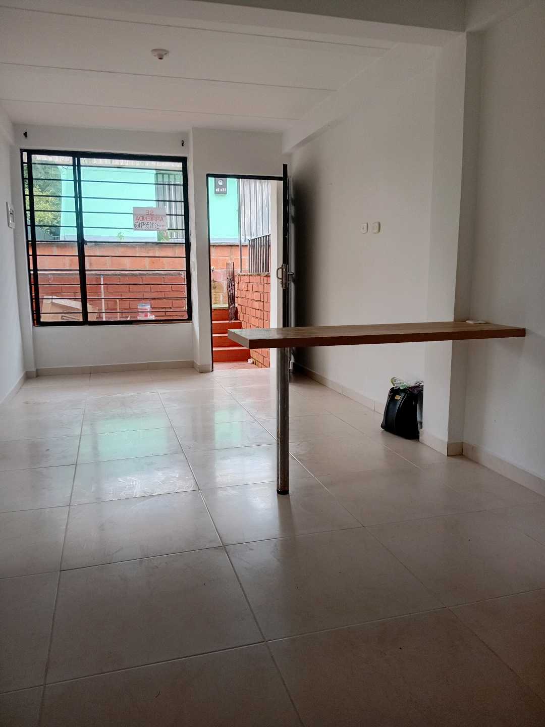 Arriendo aparta estudios servicios incluidos en el centro de Pereira