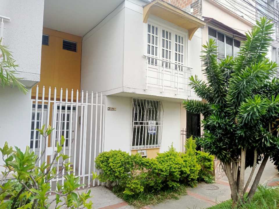 Arriendo apartamento en Cerritos