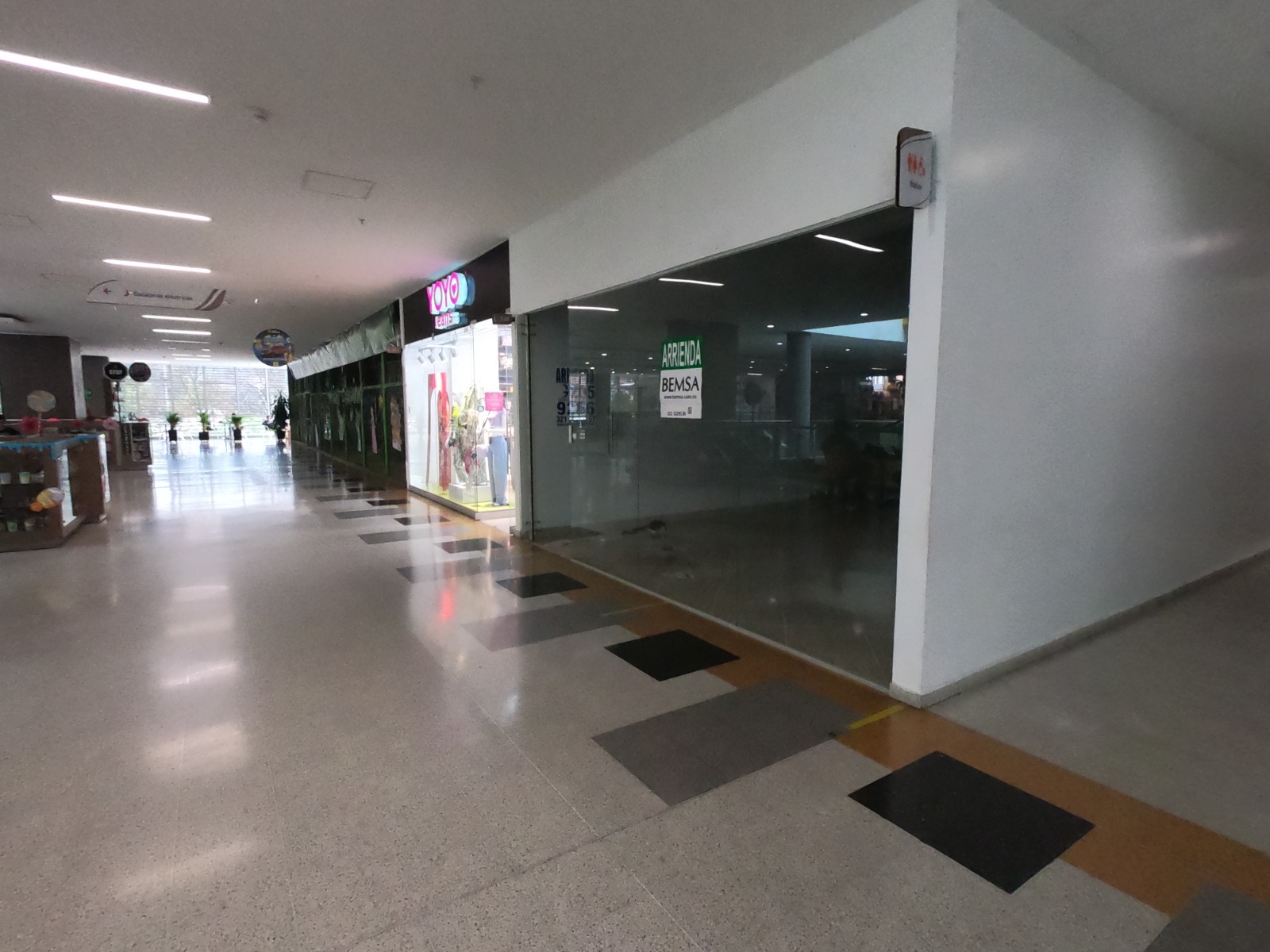 SE ARRIENDA AMPLIO APARTAMENTO EN LA CASTELLANA, MEDELLÍN