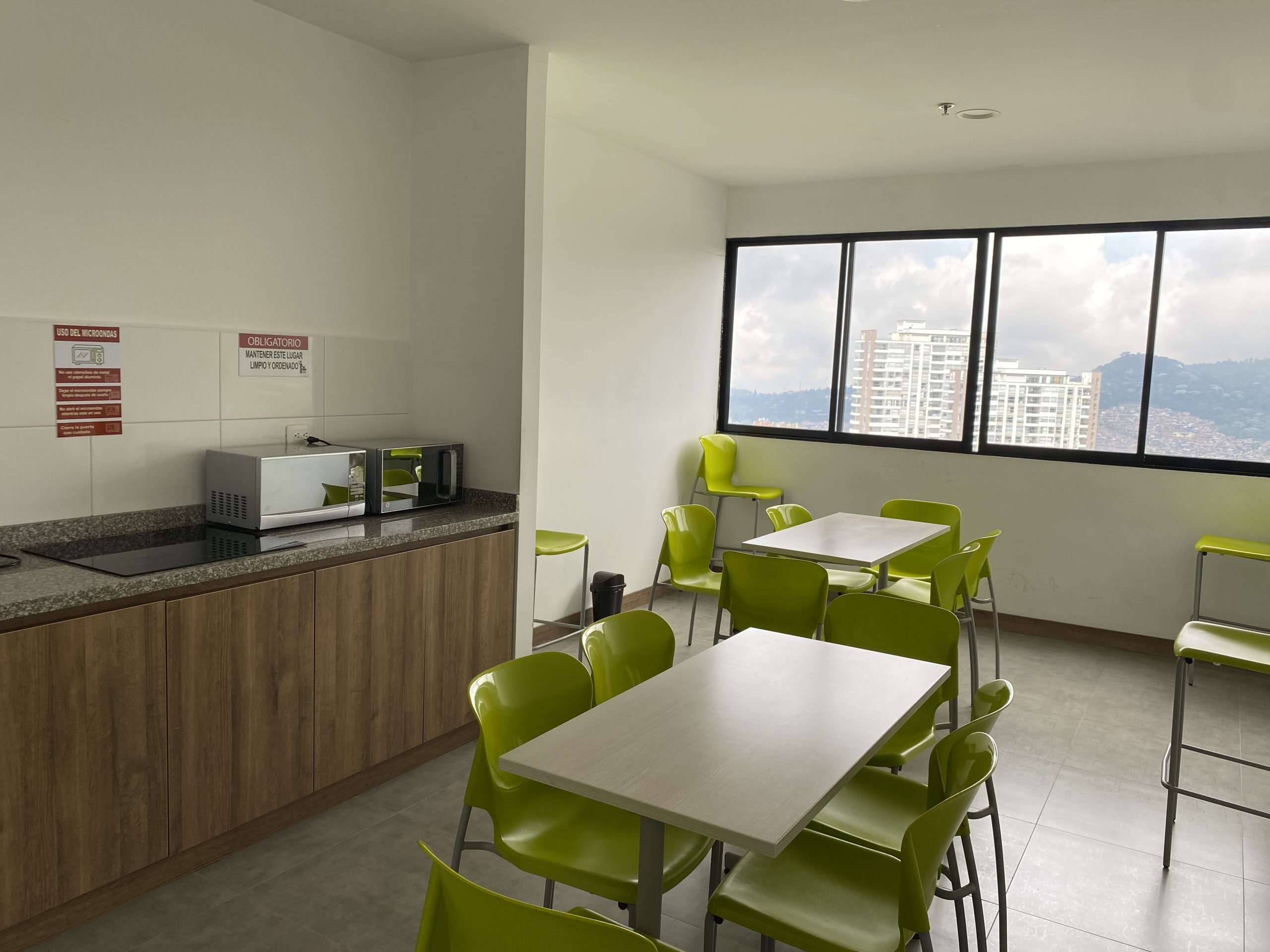 LOCAL EN ARRIENDO EN VERSALLES MANIZALES | ARRIENDOS MANIZALES