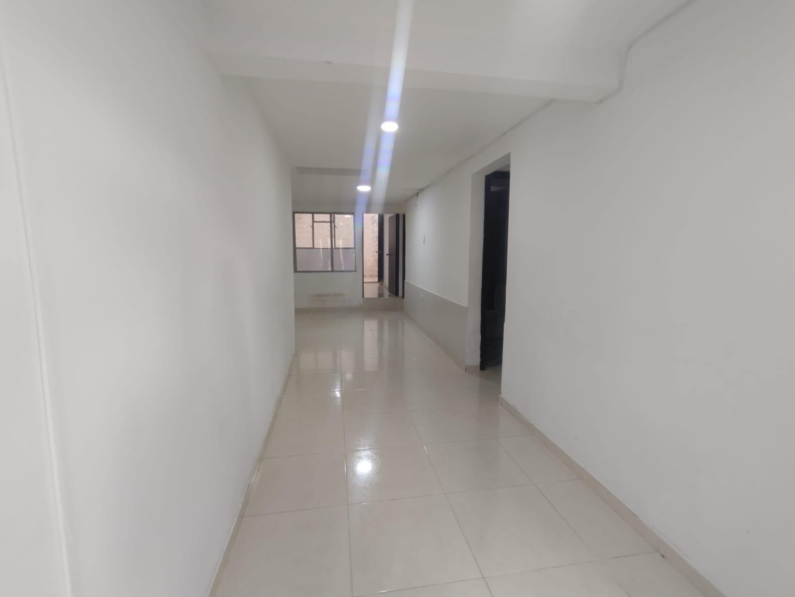 Local en arriendo en el centro de Manizales sobre vía principal