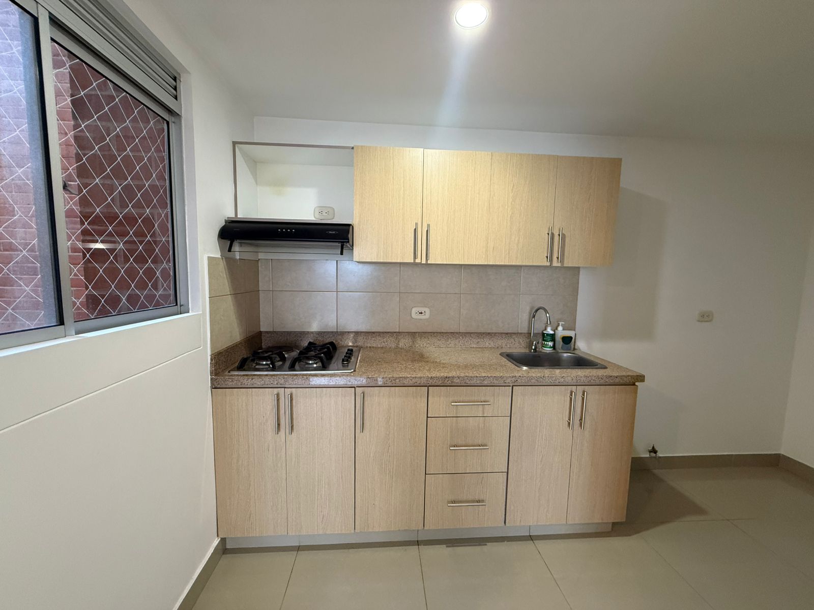 ARRIENDO CASA URBANA EN COTA $ 2.900.000