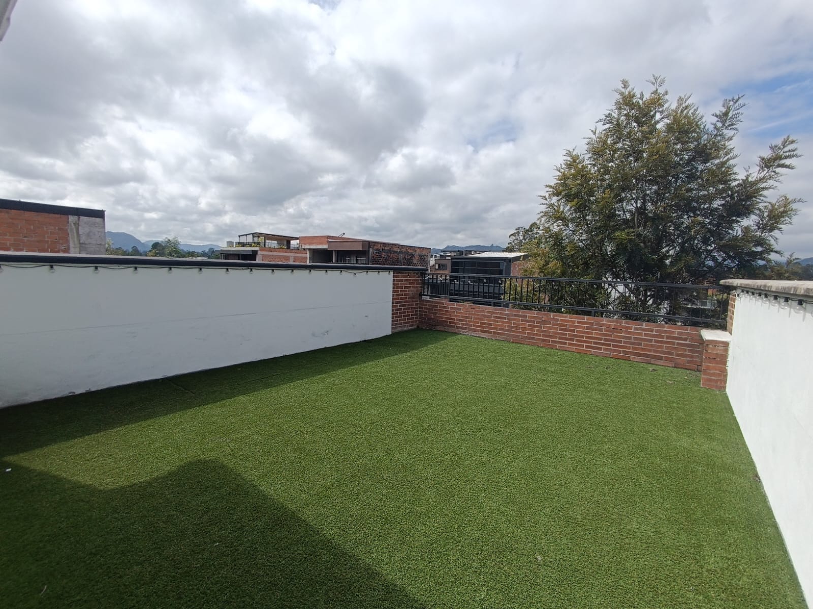 SE ARRIENDA APARTAMENTO EN CABAÑITAS, BELLO