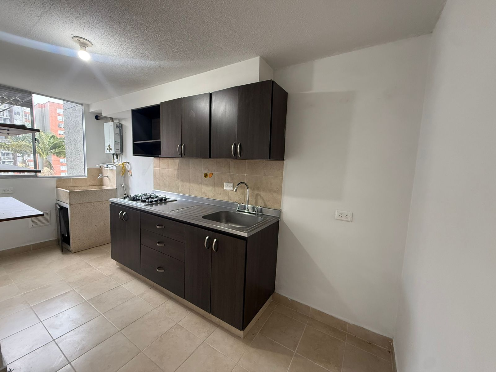 SE ARRIENDA APARTAMENTO EN MAJAGUA, SECTOR PRIMAVERA BELLO