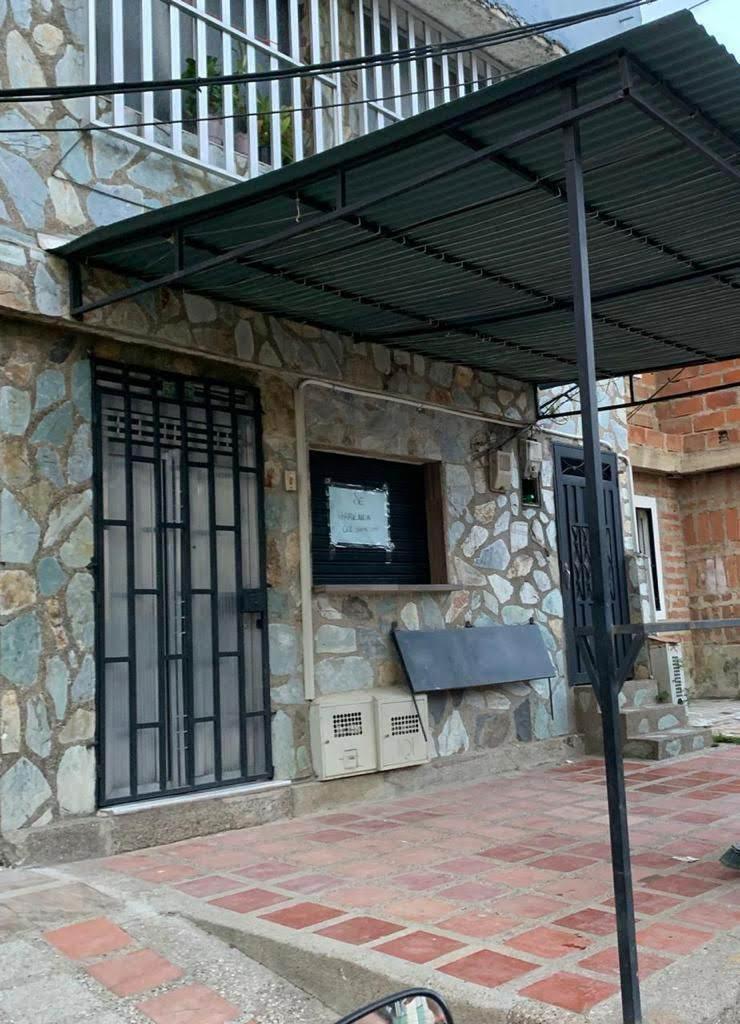 Se Arrienda Aparta Estudió en San Joaquín Medellín