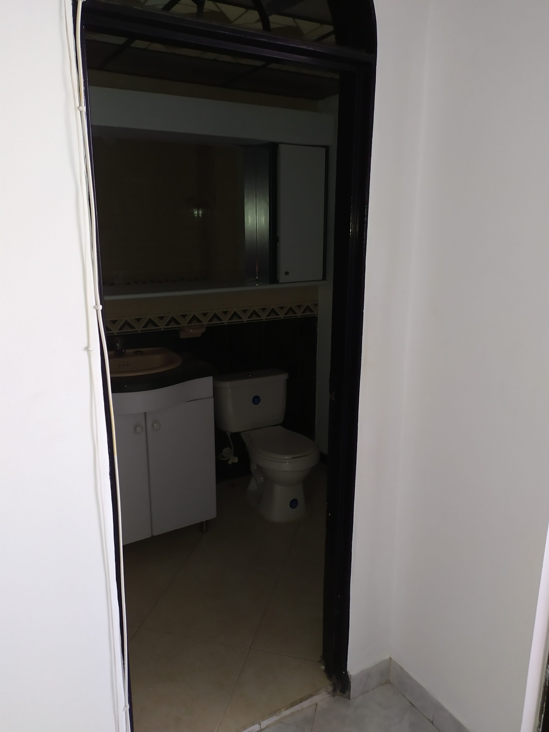 EDIFICIO GUAYACAN APTO 601 B