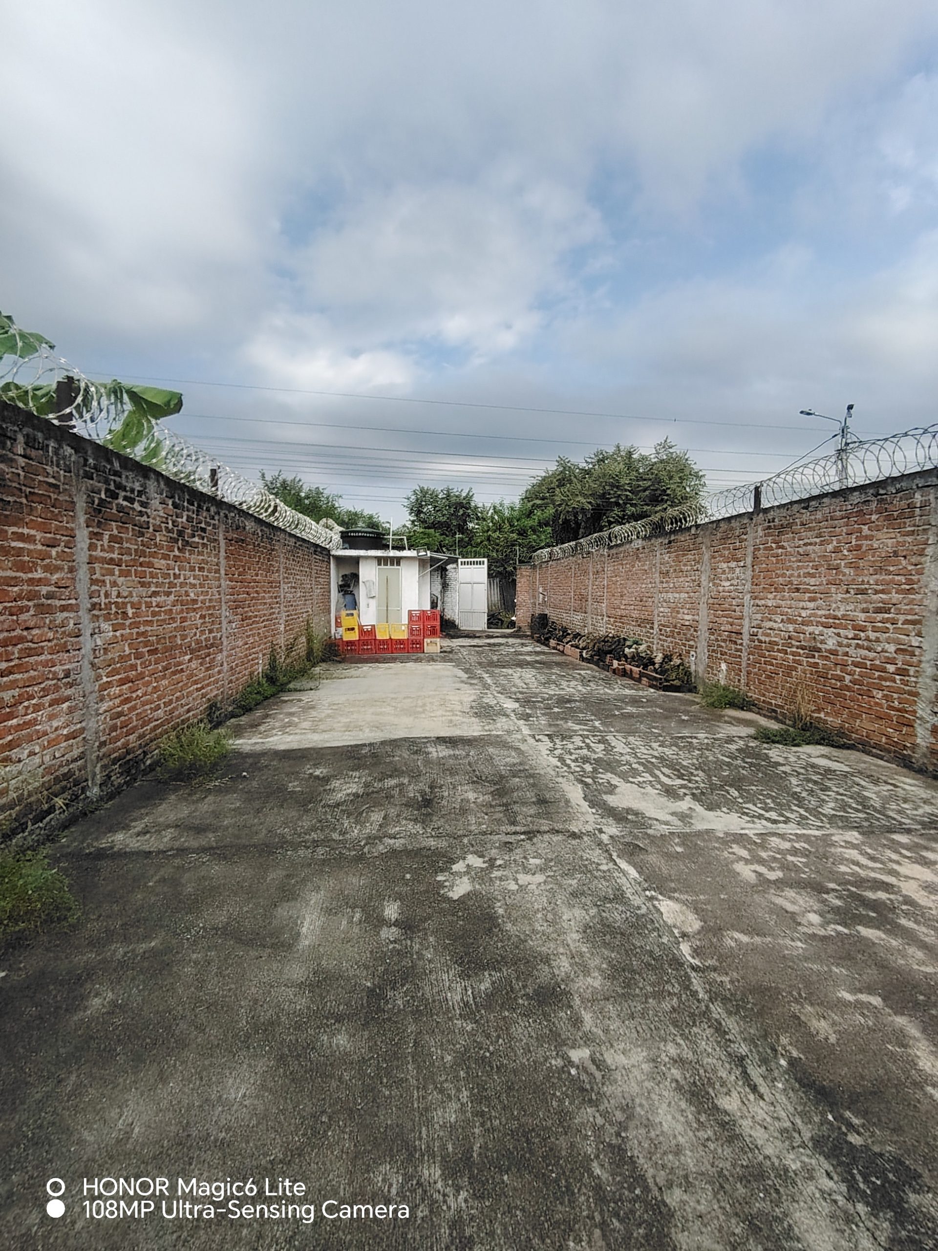 SE ARRIENDA BODEGA ZONA INDRUSTRIAL PALERMO