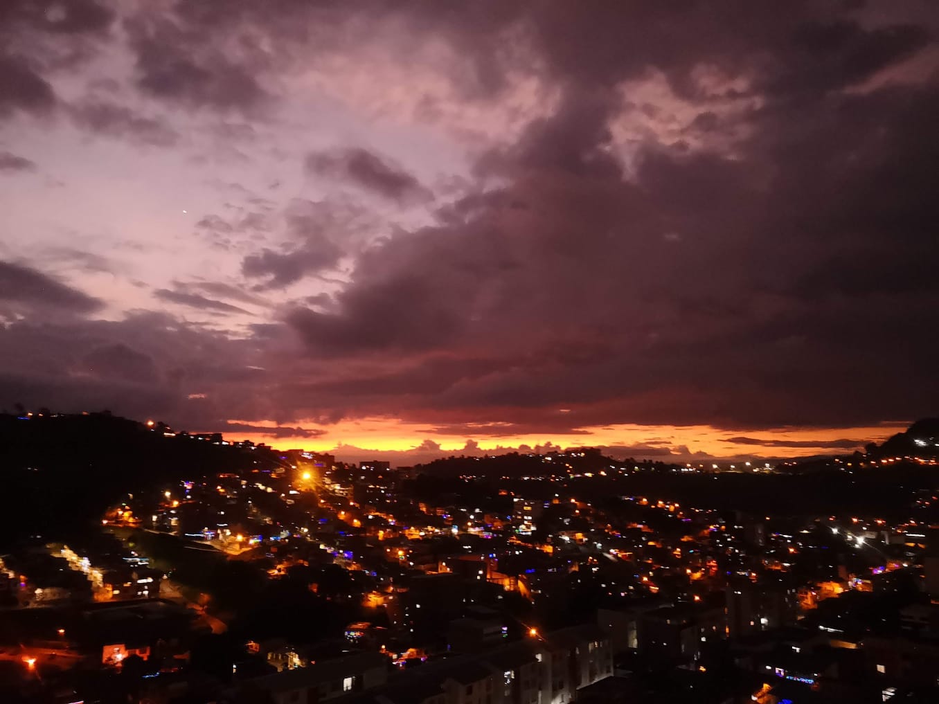 Arrienda Local Comercial Triangulo Manizales