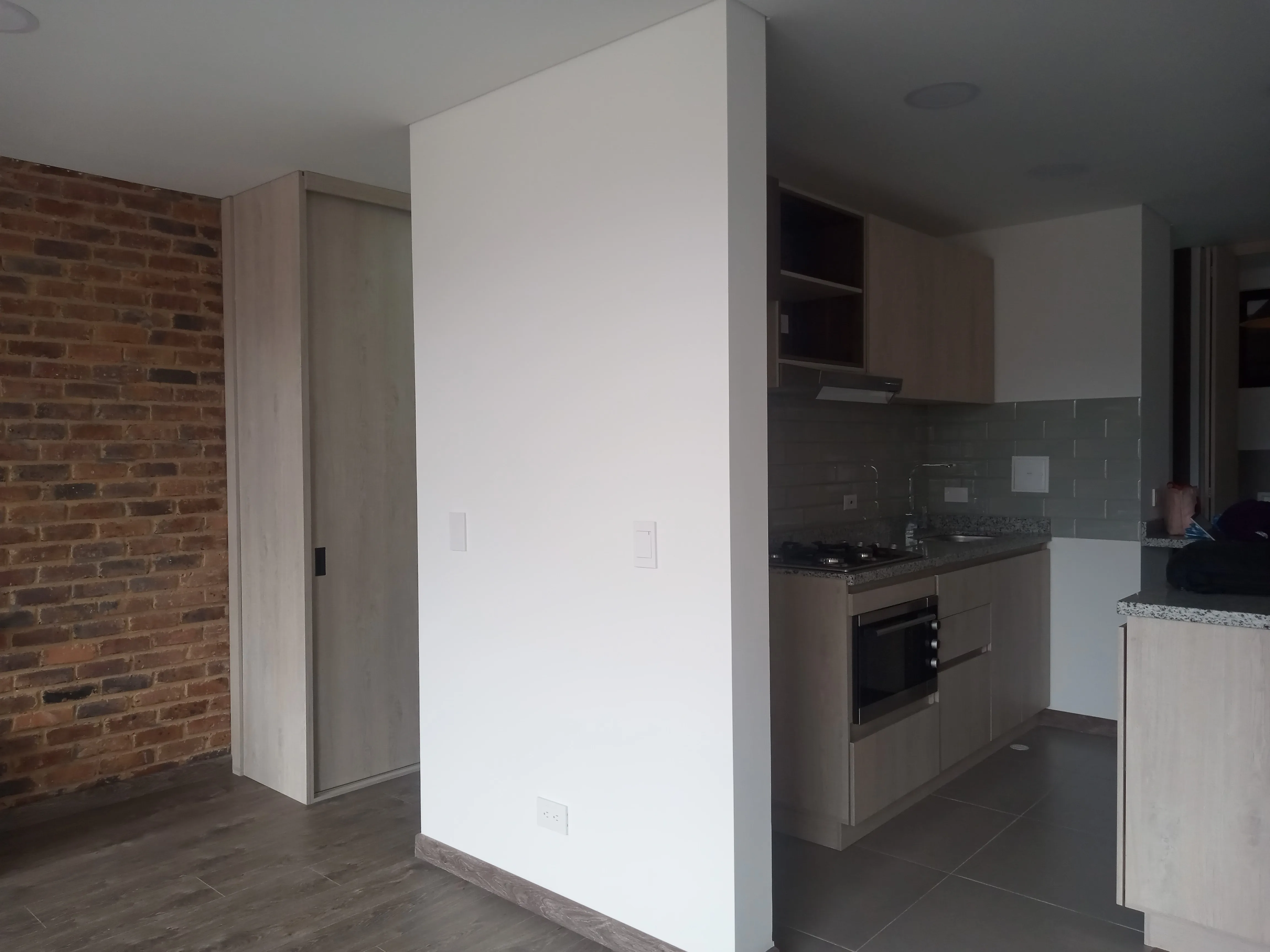 APTO 1 ALCOBA CON 2 BAÑOS-CHIA