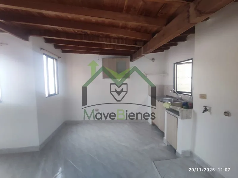 Oficina en arriendo en Comuna 3, Itaguí