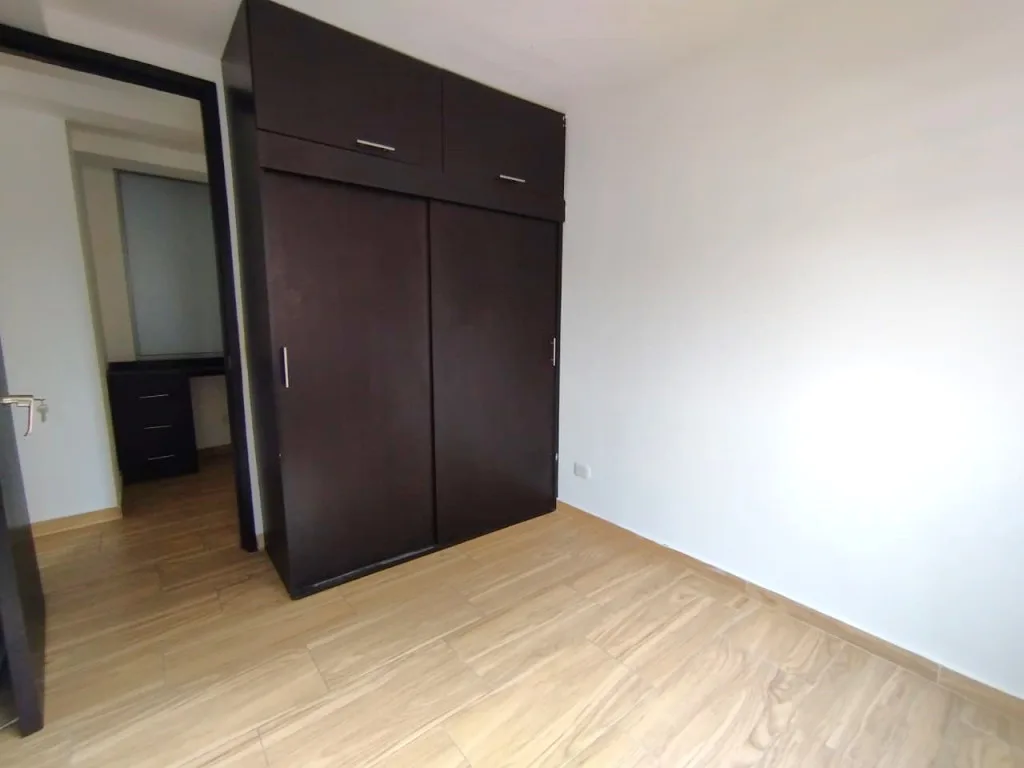 Apartamento en Arriendo en Aprovim, Madrid