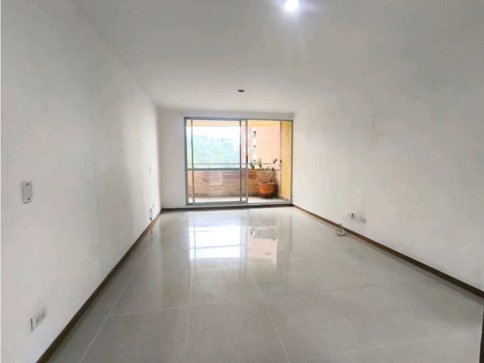 Apartamento en Arriendo en Aves Maria, Sabaneta