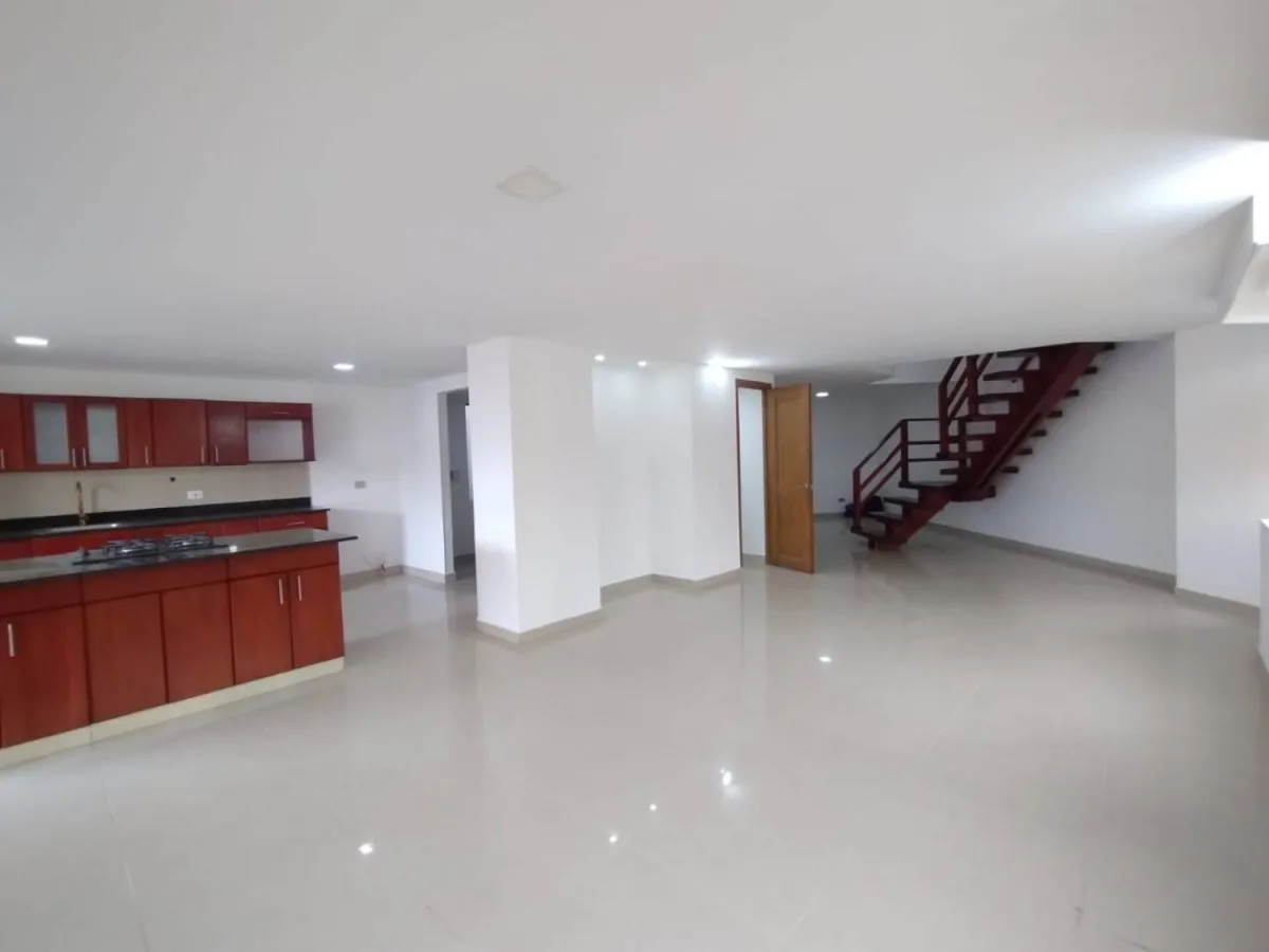 Apartamento en Arriendo en Aves Maria, Sabaneta