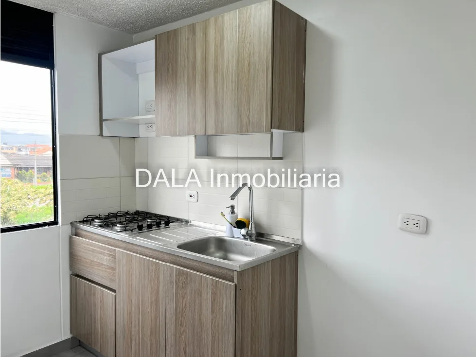 ARRIENDO APTO CONJUNTO CERRADO CAJICA $ 1.000.000