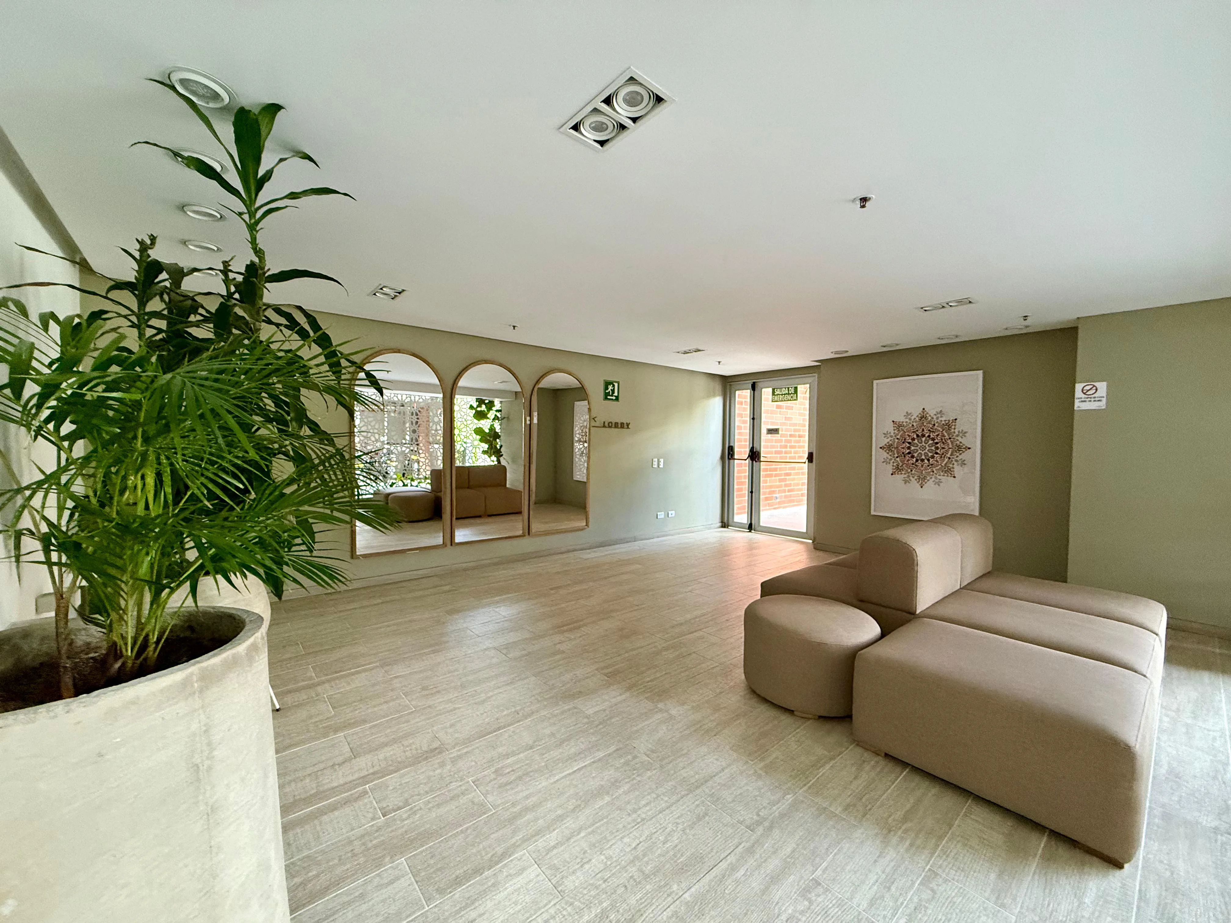 Apartamento en Arriendo en Camino Verde, Envigado