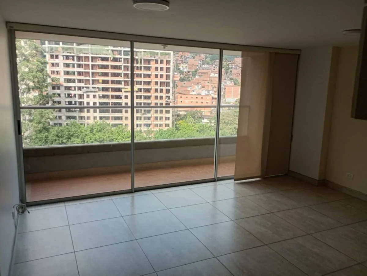 Apartamento en Arriendo en Camino Verde, Envigado