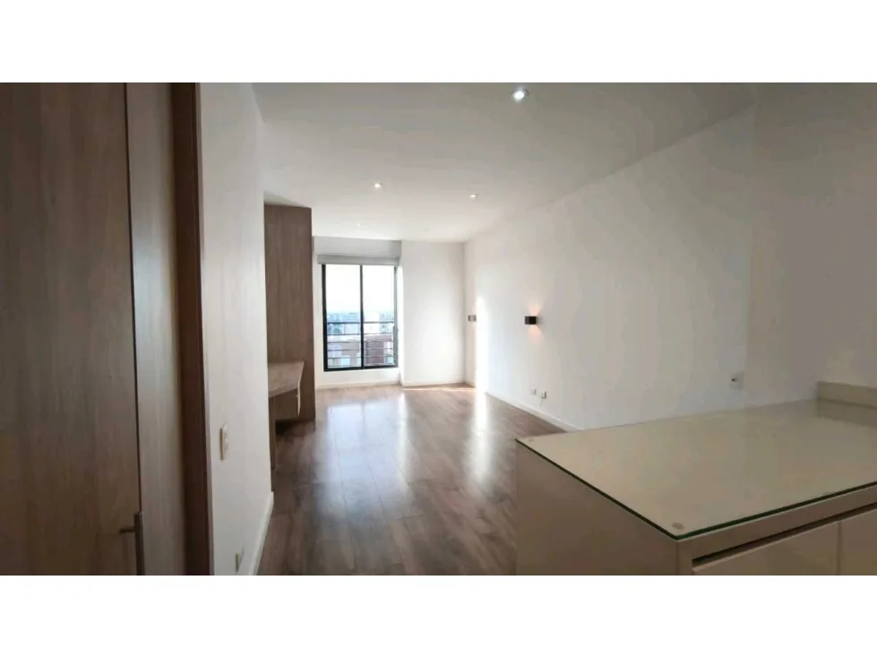 Apartamento en Arriendo en Ciudad salitre, Bogotá