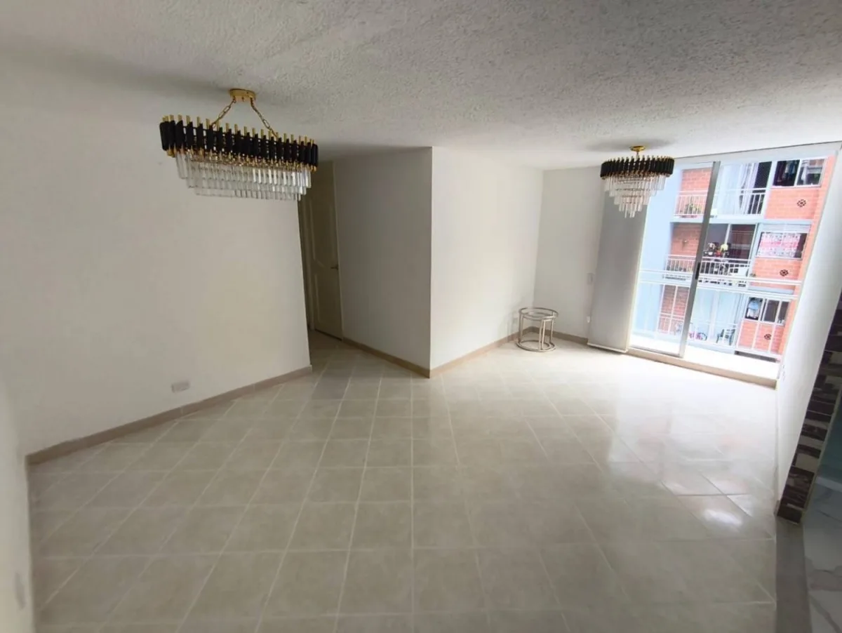 Apartamento en Arriendo en Cumbres, Envigado