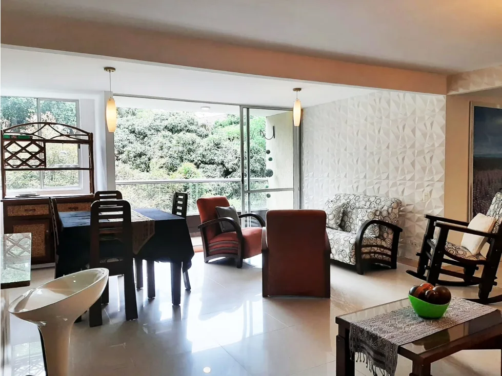 Apartamento en  Arriendo en Cumbres, Envigado