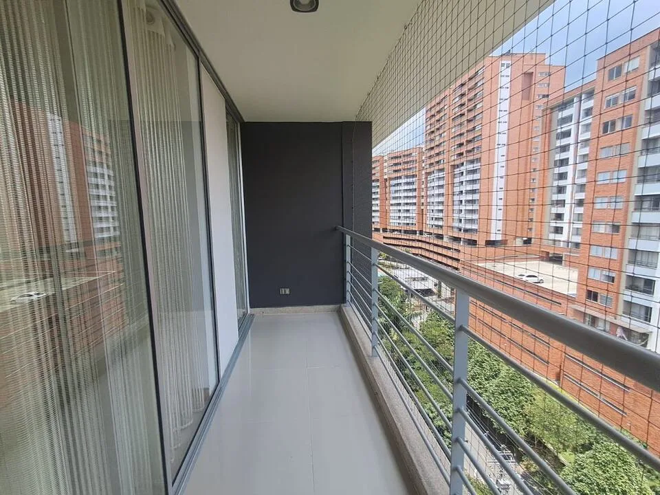 Apartamento en Arriendo en Cumbres, Envigado