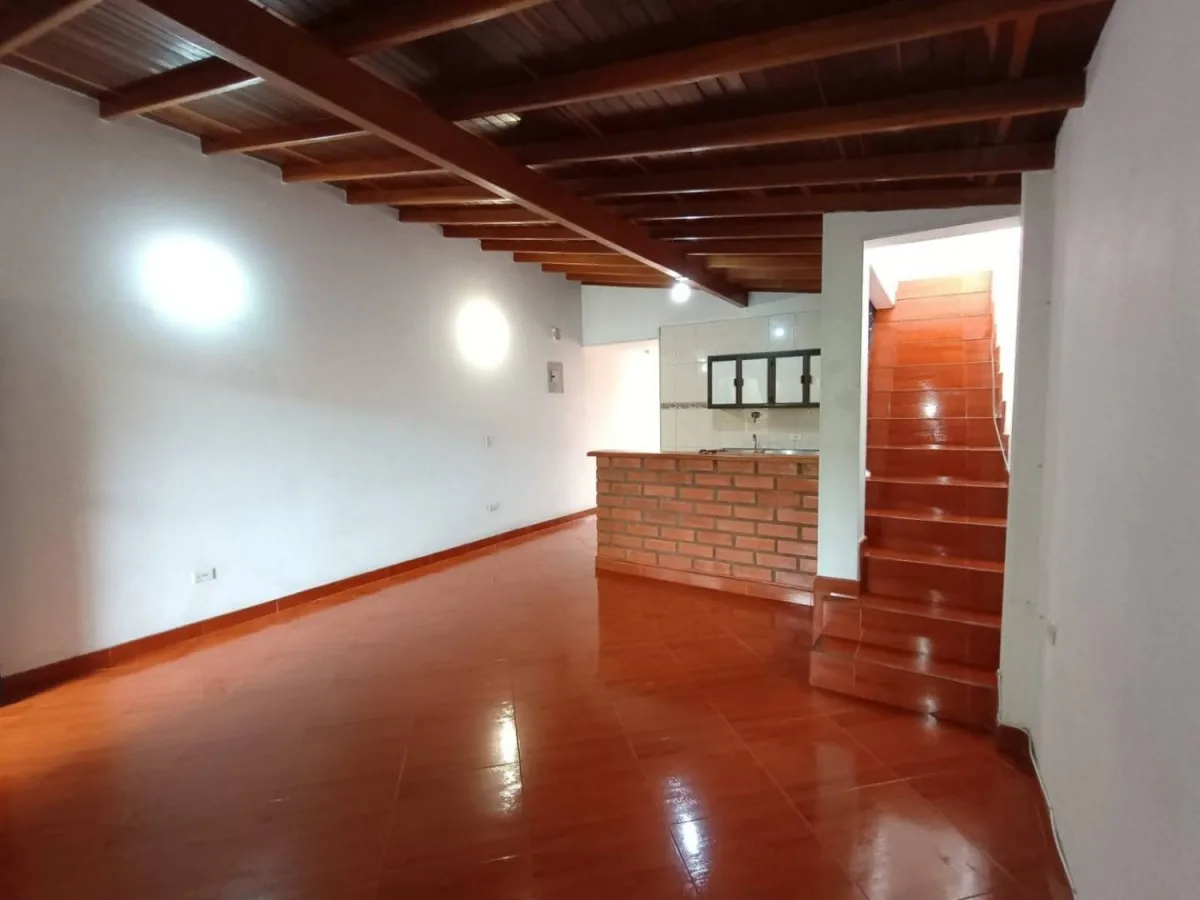 Apartamento en Arriendo en El Guayabo, Envigado