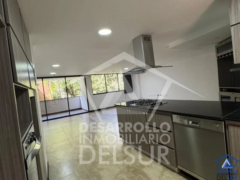 Local en Arriendo en Centro, Itaguí