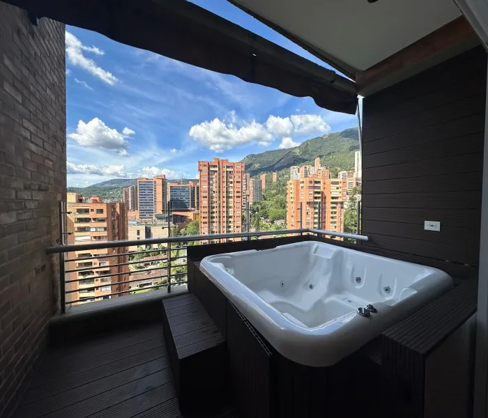 Apartamento en Arriendo en El Poblado, Medellín