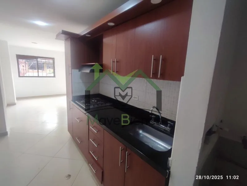 Oficina en arriendo en Comuna 3, Itaguí
