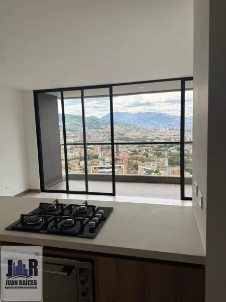Apartamento en Arriendo en Cumbres, Envigado