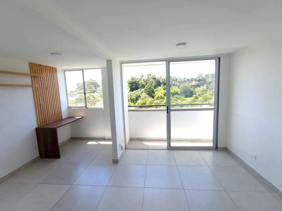 Local en Arriendo en Parque de Caldas, Caldas
