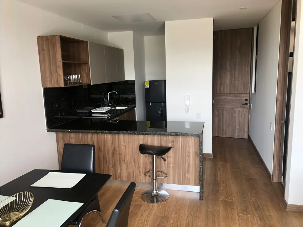 ARRIENDO APTO PARA ESTRENAR CERCA A FONTANAR CHIA $2'700.000