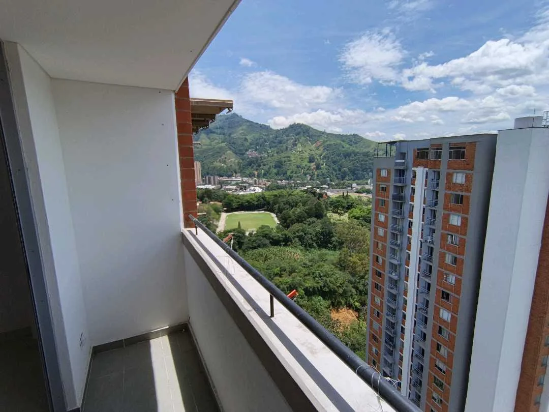Apartamento en Arriendo en Loma de San Jose, Sabaneta