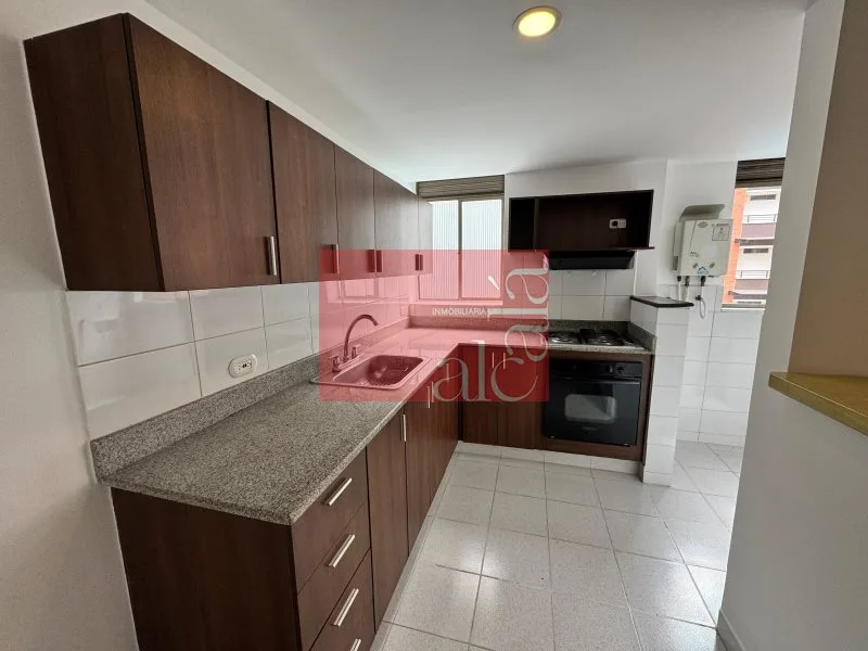 Apartamento en Arriendo en Jardines, Envigado