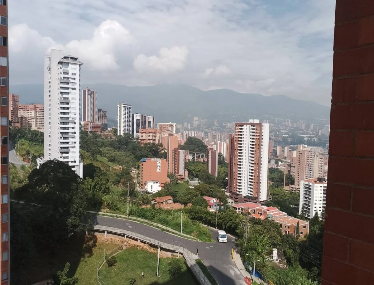 Apartamento en  Arriendo en Las Lomitas, Sabaneta