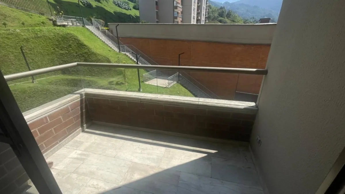 Apartamento en  Arriendo en Las Lomitas, Sabaneta