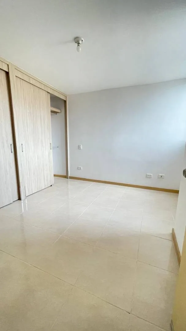 Apartamento en Arriendo en Las Lomitas, Sabaneta