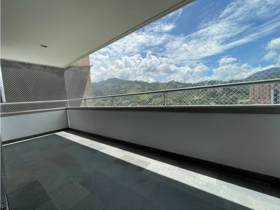 Apartamento en Arriendo en Las Lomitas, Sabaneta