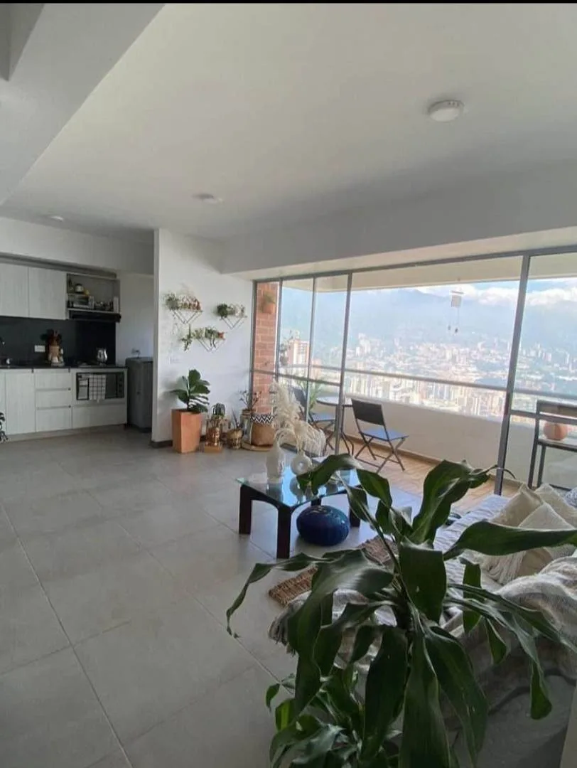 Apartamento en Arriendo en Las Lomitas, Sabaneta